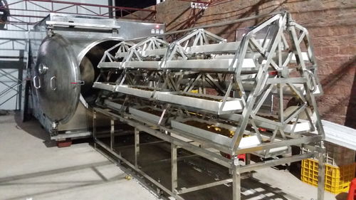 微波食品真空低溫烘干機的技術應用