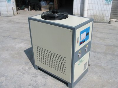 冷氣漏水怎么解決